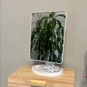 White LED Vanity Mirror